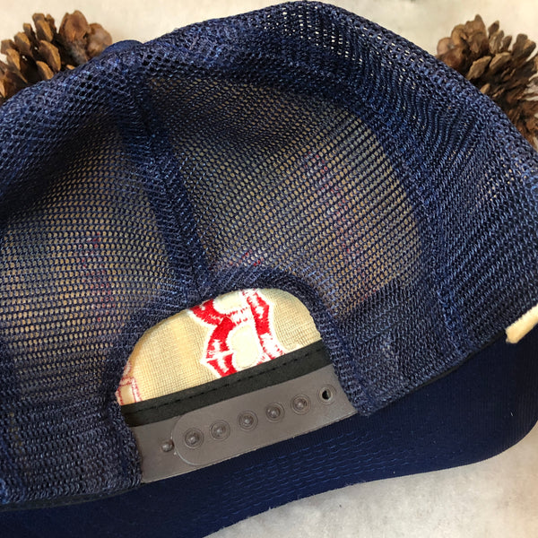 Vintage MLB Boston Red Sox Universal Trucker Hat