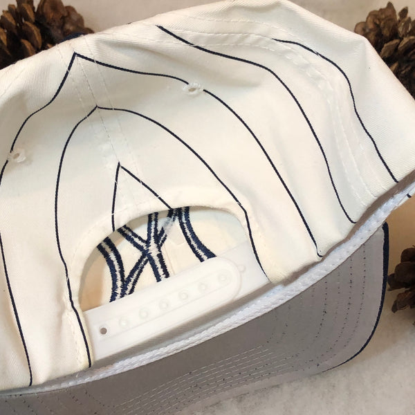 Vintage MLB New York Yankees Logo 7 Pinstripe Twill Snapback Hat