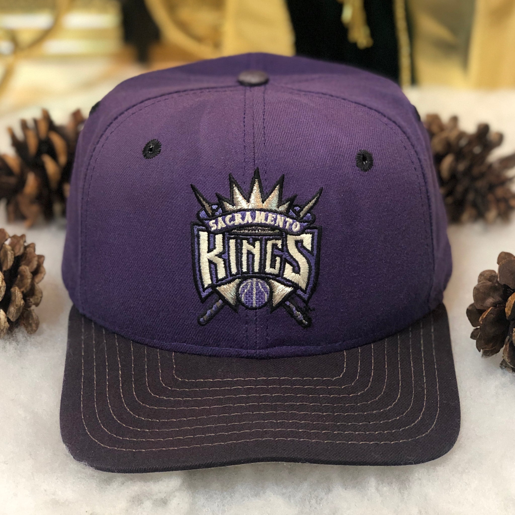Vintage NBA Sacramento Kings New Era Wool Snapback Hat