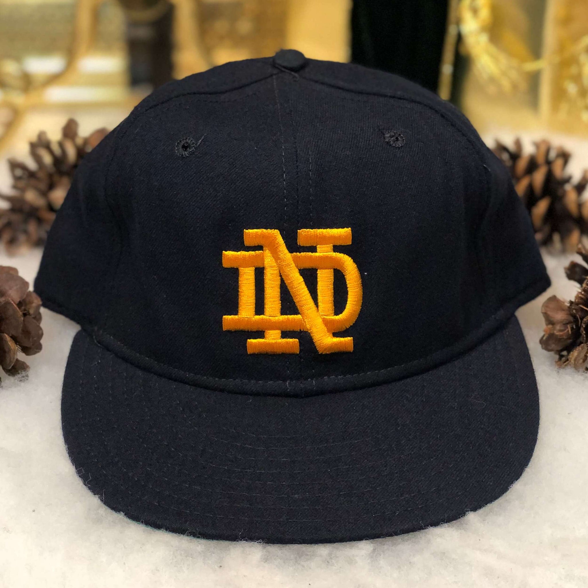 Vintage NCAA Notre Dame Fighting Irish New Era Wool Fitted Hat 7 1/8