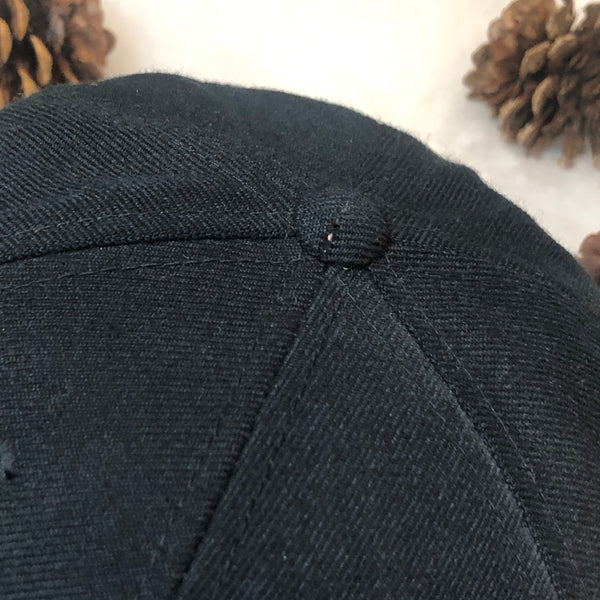 Vintage NCAA Wake Forest Deacons Sports Specialties Plain Logo Wool Snapback Hat
