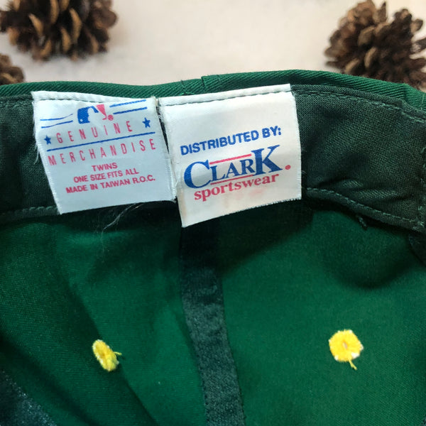 Vintage MLB Oakland Athletics Twins Enterprise Twill Snapback Hat