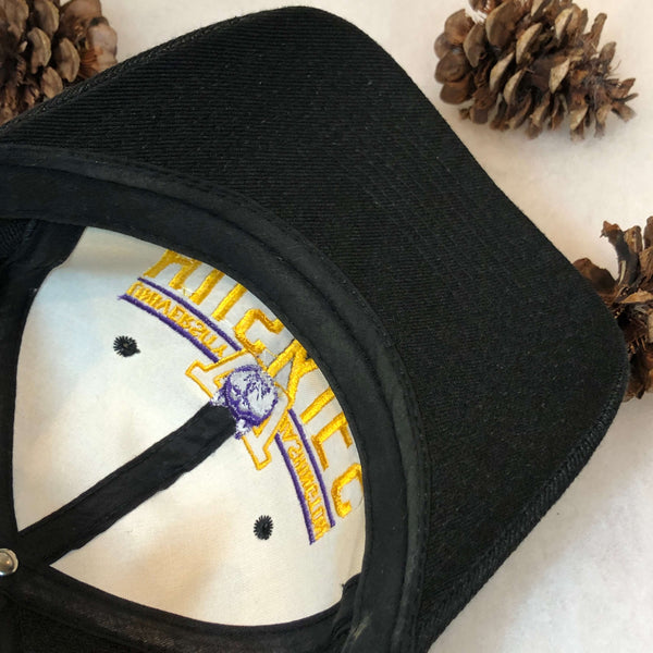 Vintage NCAA Washington Huskies YoungAn Wool Snapback Hat