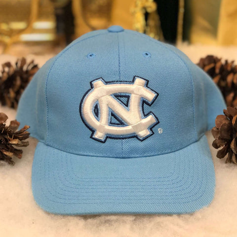 Vintage NCAA UNC North Carolina Tar Heels Top of the World Snapback Hat