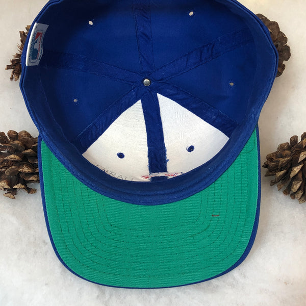 Vintage MLB Chicago Cubs Universal Twill Snapback Hat