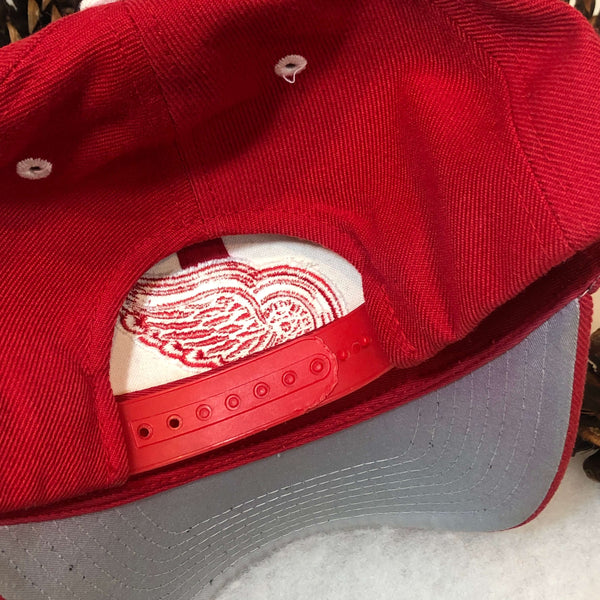 Vintage NHL Detroit Red Wings Logo Athletic Wool Snapback Hat