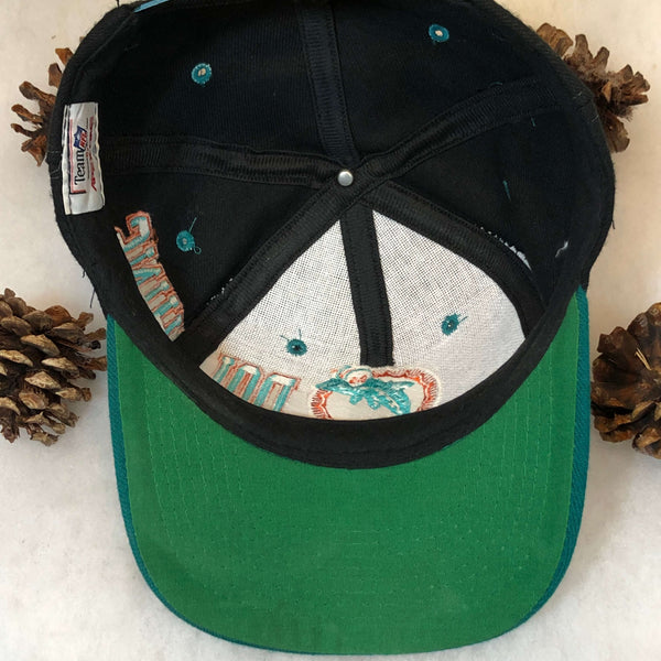 Vintage NFL Miami Dolphins Apex One Wool Snapback Hat