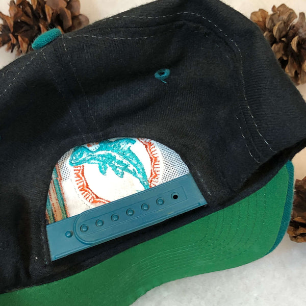 Vintage NFL Miami Dolphins Apex One Wool Snapback Hat