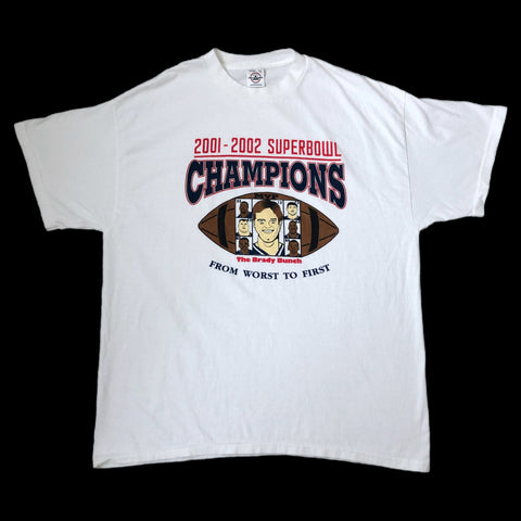 Vintage NFL New England Patriots 2001-02 Super Bowl Champions The Brady Bunch "From Worst to First" T-Shirt (XL)