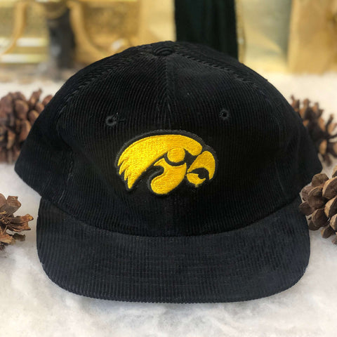 Vintage Deadstock NWOT NCAA Iowa Hawkeyes Yupoong Corduroy Snapback Hat