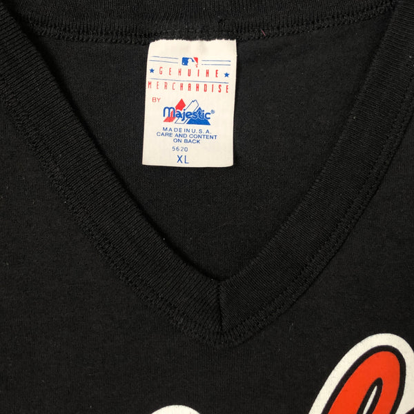 Vintage MLB Baltimore Orioles Majestic Vneck T-Shirt Jersey (XL)