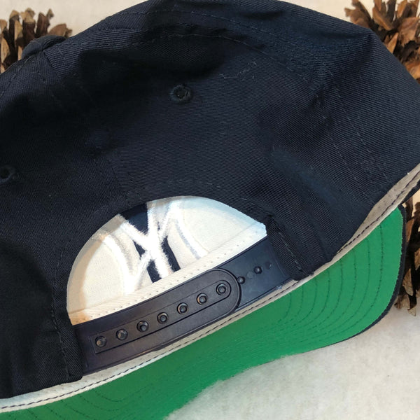 Vintage MLB New York Yankees Annco Twill Snapback Hat