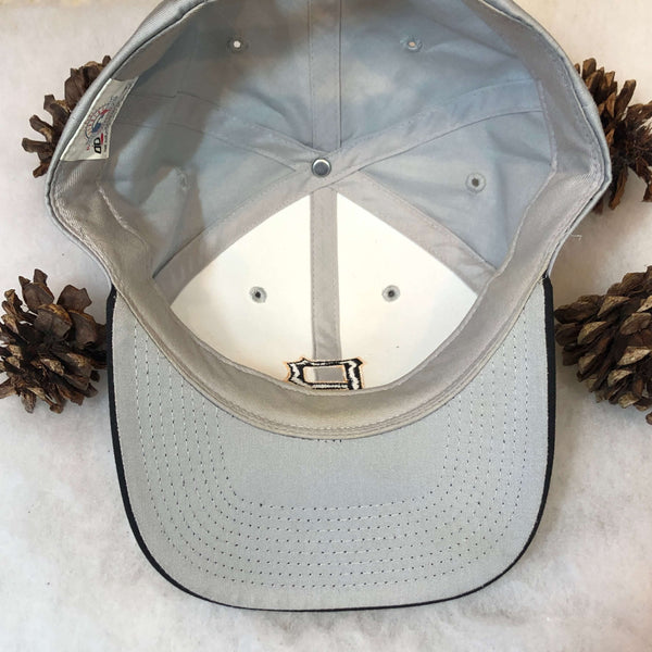 Vintage MLB Pittsburgh Pirates Outdoor Cap Twill Snapback Hat