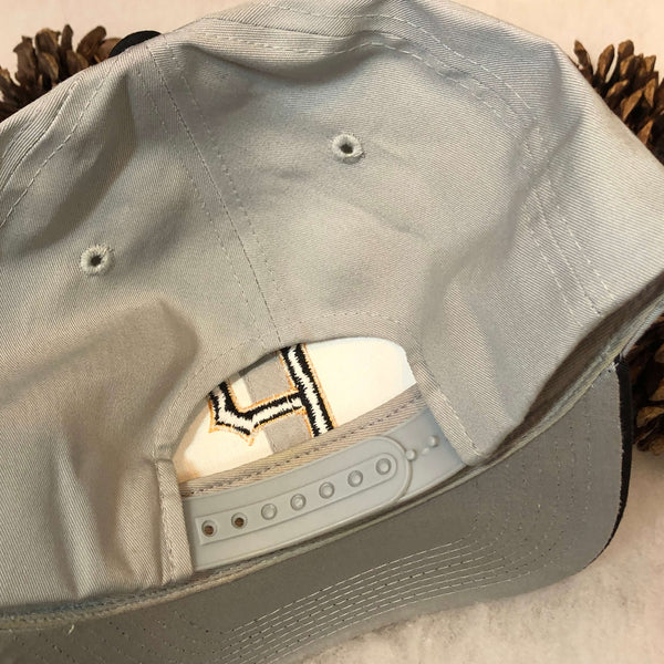 Vintage MLB Pittsburgh Pirates Outdoor Cap Twill Snapback Hat
