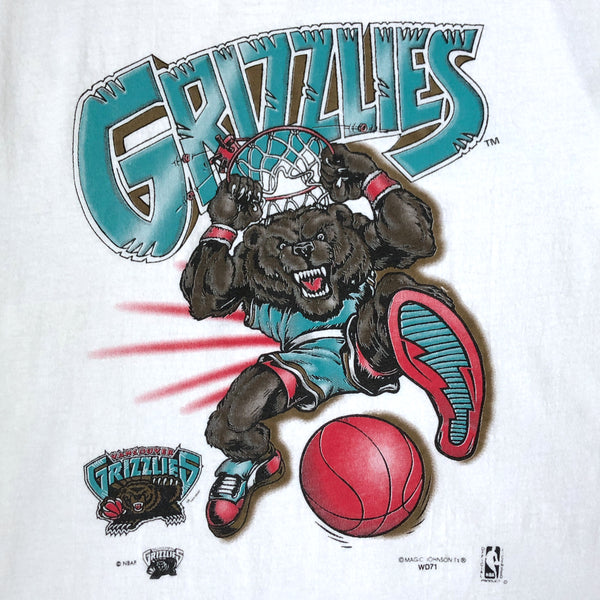 Vintage NBA Vancouver Grizzlies Magic Johnson T's T-Shirt (L)