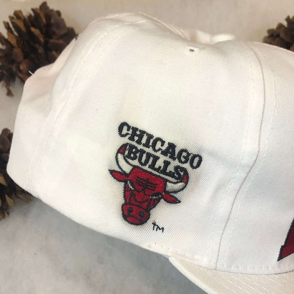 Vintage NBA Chicago Bulls SportsChannel Promo Twill Snapback Hat