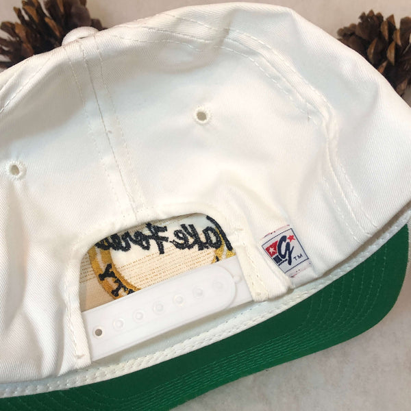 Vintage NCAA Wake Forest Deacons The Game Circle Logo Twill Snapback Hat