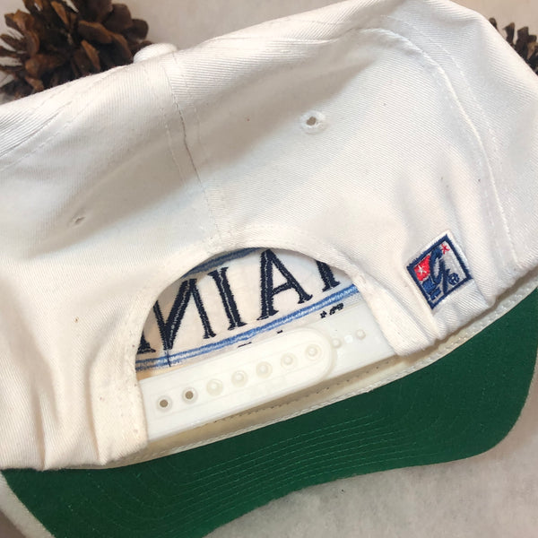 Vintage NCAA Maine Black Bears The Game Split Bar Twill Snapback Hat
