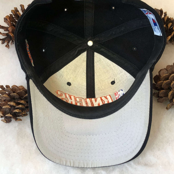 Vintage NBA New York Knicks Champion Wool Snapback Hat