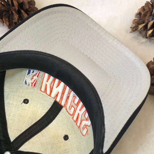 Vintage NBA New York Knicks Champion Wool Snapback Hat