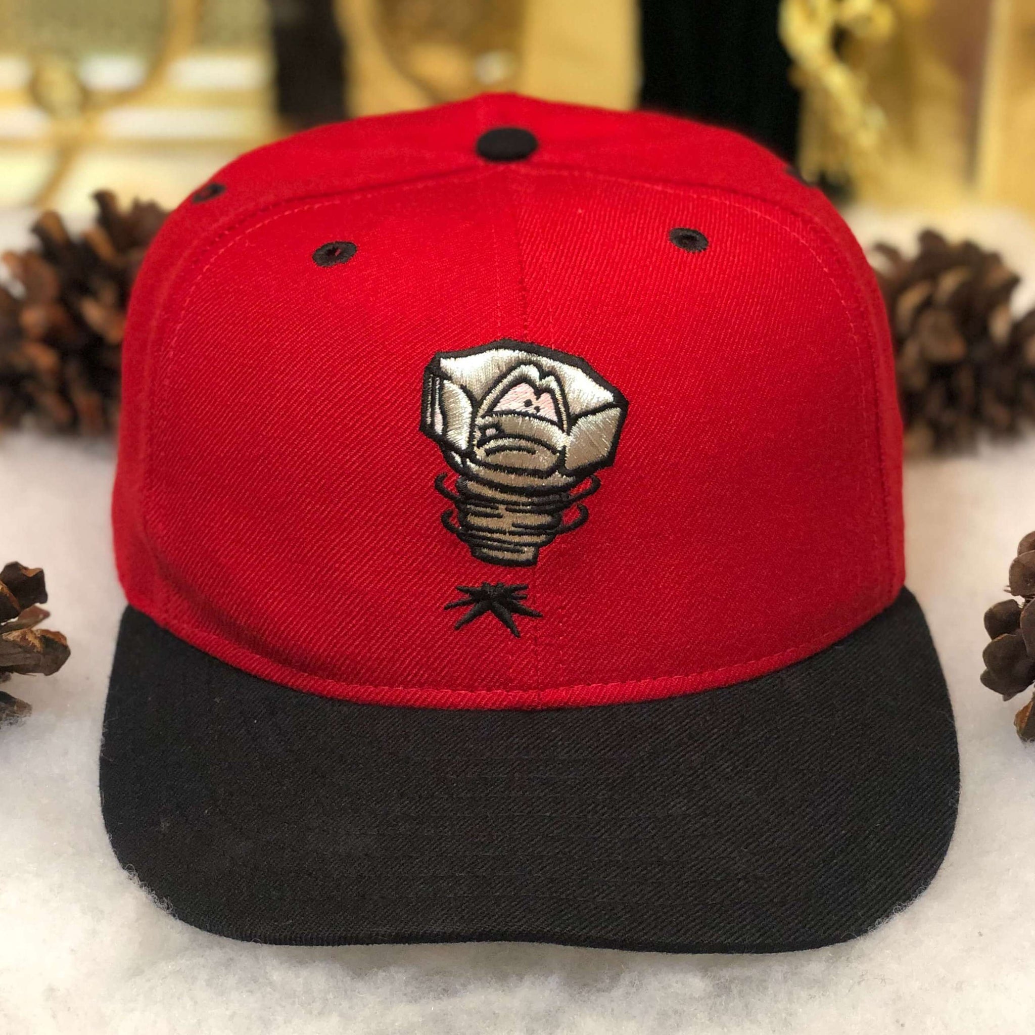 Vintage MiLB Lansing Lugnuts New Era Wool Fitted Hat 7 1/4