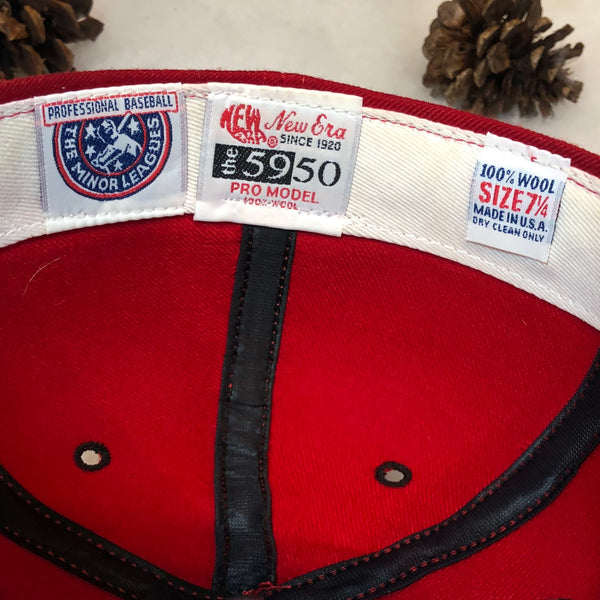 Vintage MiLB Lansing Lugnuts New Era Wool Fitted Hat 7 1/4