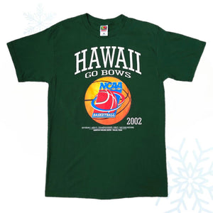 Vintage NCAA Hawaii Rainbow Warriors "Go Bows" 2002 Basketball T-Shirt (L)