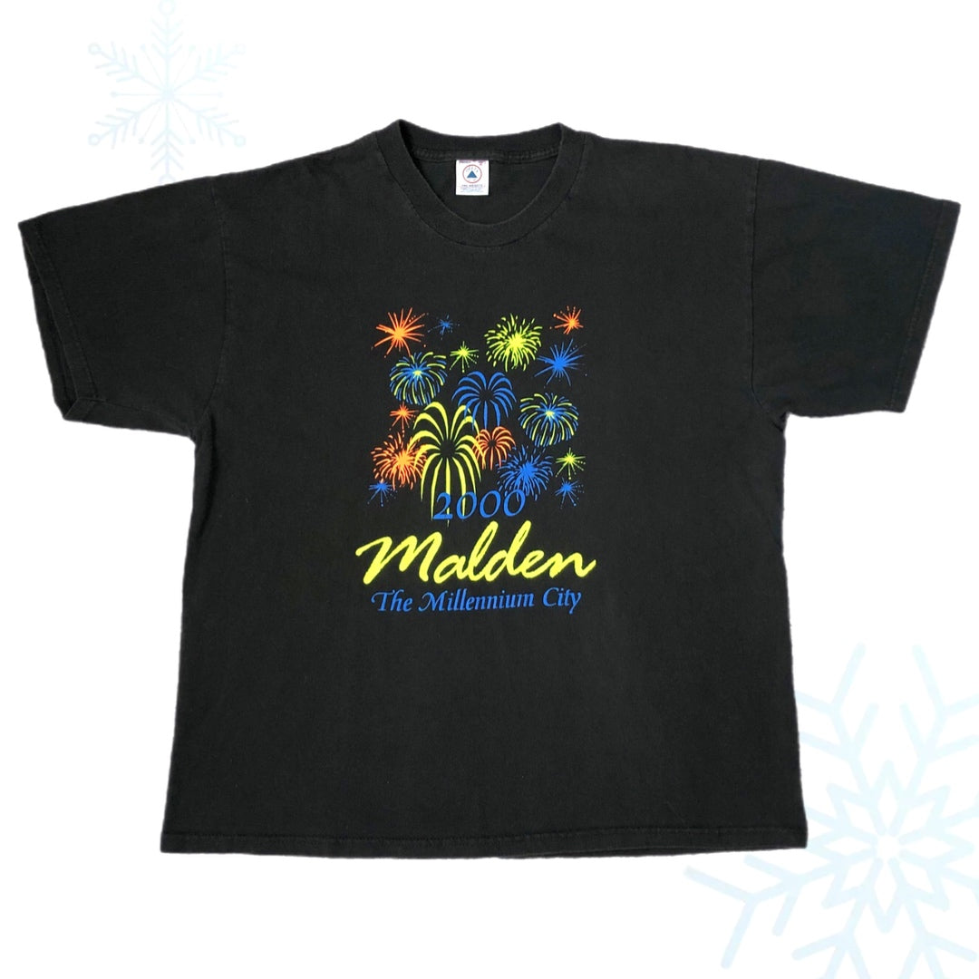 Vintage 2000 Malden Massachusetts The Millennium City New Year's Fireworks T-Shirt (XL)