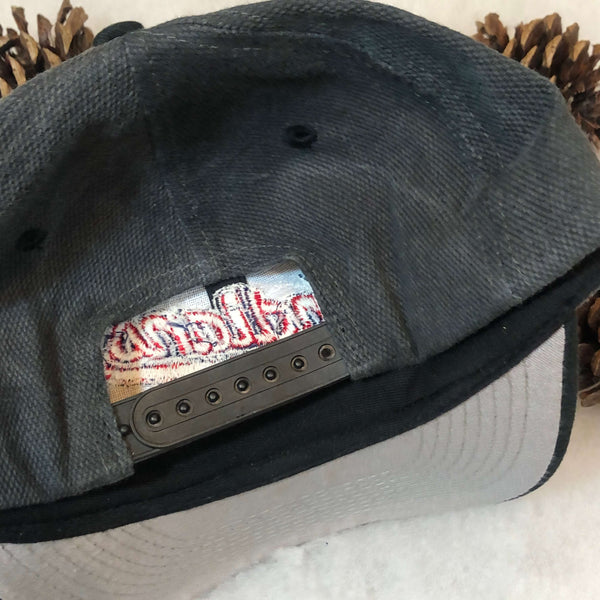 Vintage 1997 MLB World Series Cleveland Indians Logo 7 Snapback Hat