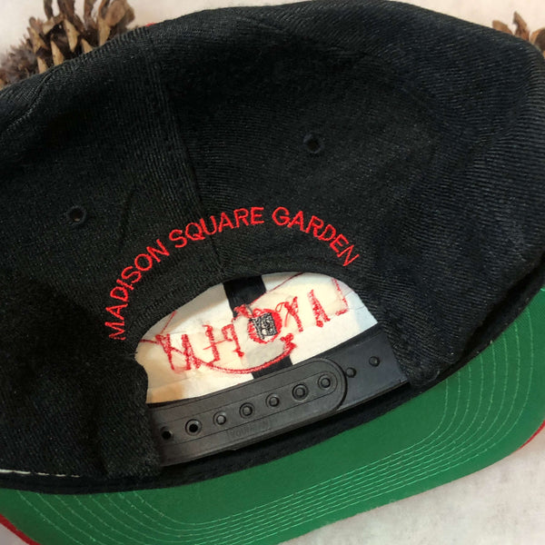 Vintage Play By Play Restaurant Madison Square Garden New York City Wool Designer Award YoungAn Snapback Hat