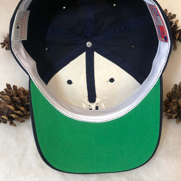 Vintage MLB New York Yankees Sports Specialties Plain Logo Twill Snapback Hat
