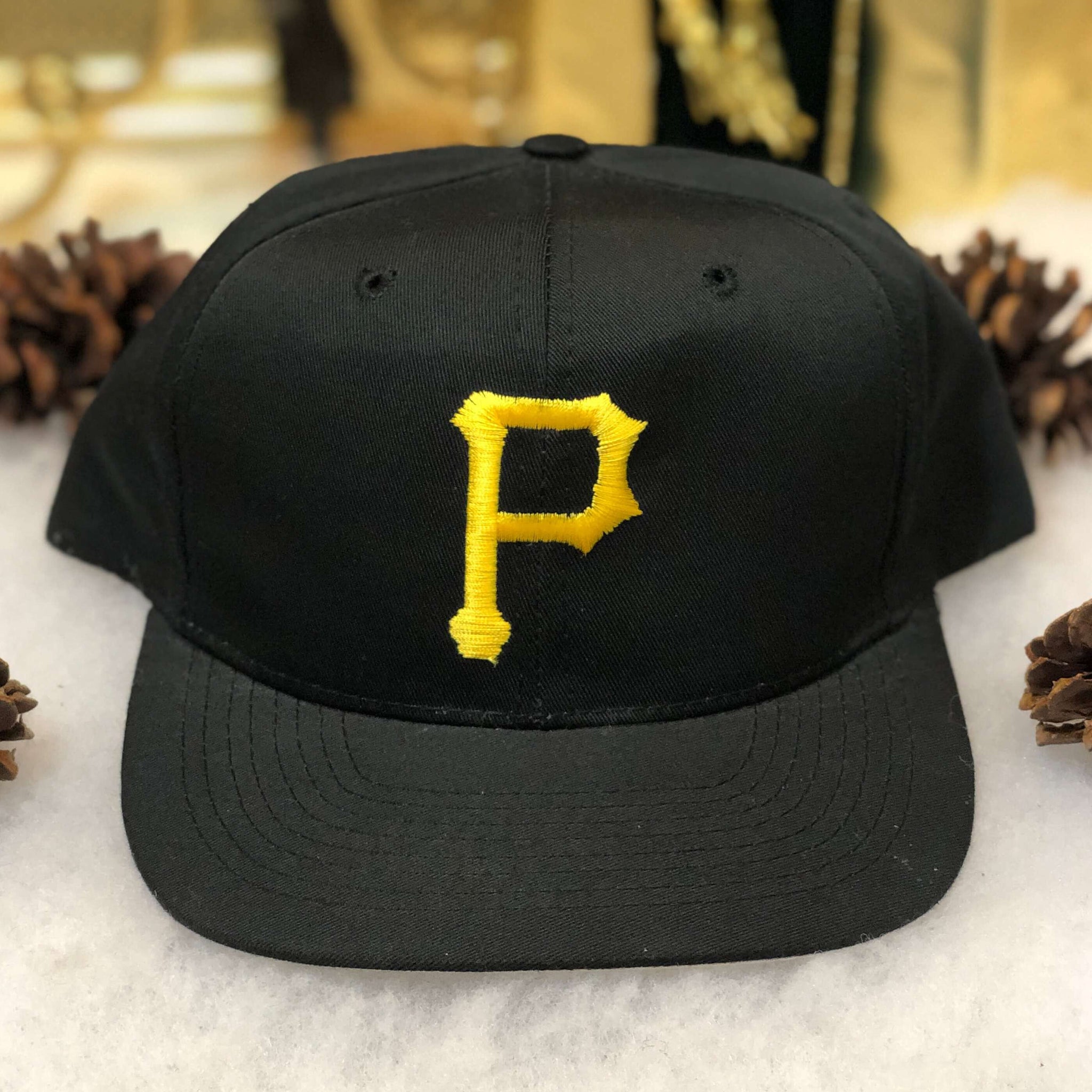 Vintage MLB Pittsburgh Pirates Annco Snapback Hat