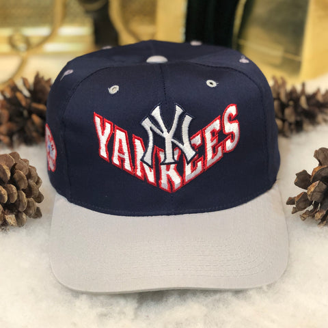 Vintage MLB New York Yankees Annco Twill Snapback Hat