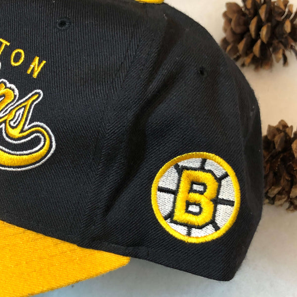 Vintage NHL Boston Bruins Starter Tailsweep Script Wool Snapback Hat