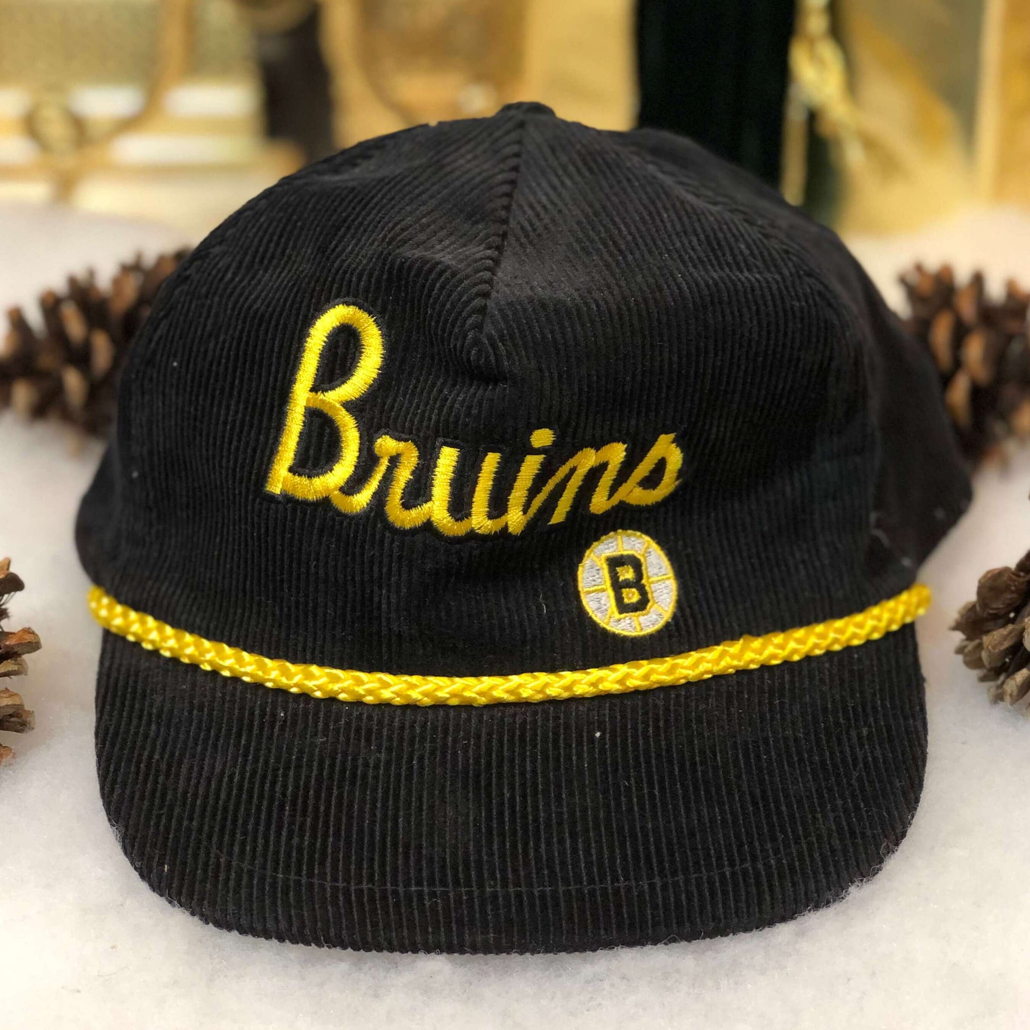 Vintage NHL Boston Bruins Universal Corduroy Snapback Hat