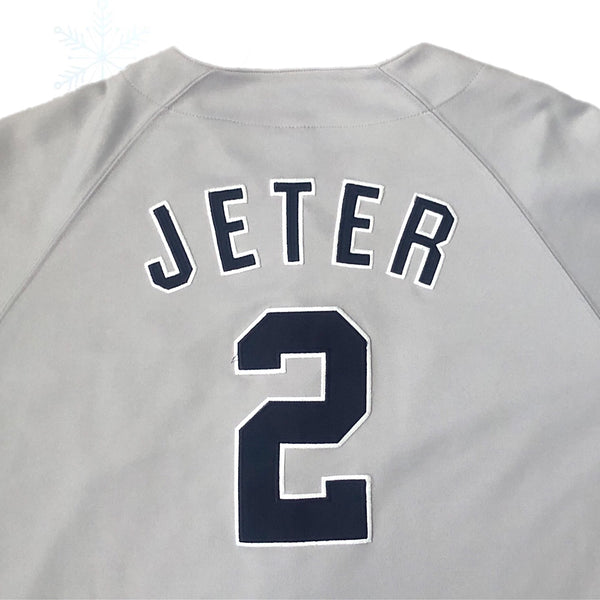 Vintage MLB New York Yankees Derek Jeter Russell Athletic Baseball Jersey (XXL)
