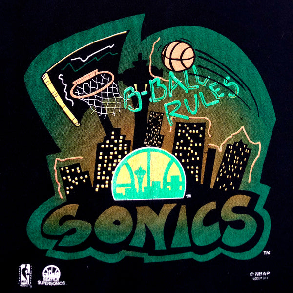 Vintage NBA Seattle Supersonics Net City Bball Rules Graffiti Crewneck Sweatshirt (XL)