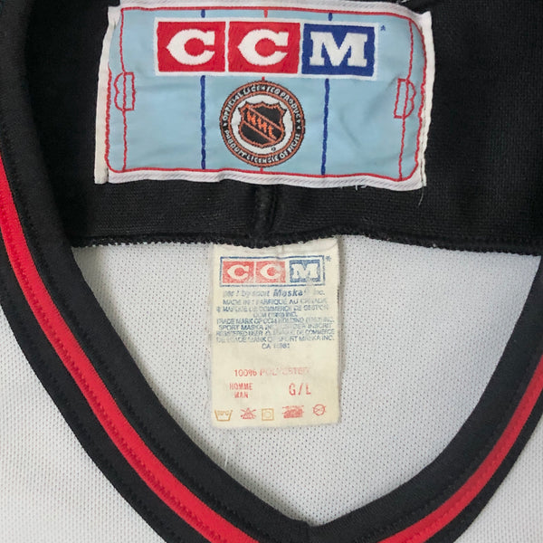 Vintage NHL New Jersey Devils CCM Maska Air Knit Jersey (L)