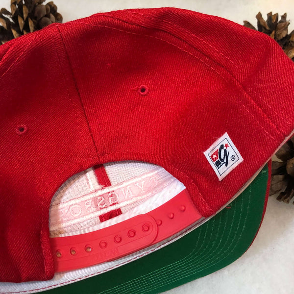 Vintage Deadstock NWOT Tyngsboro Massachusetts The Game Split Bar Wool Snapback Hat