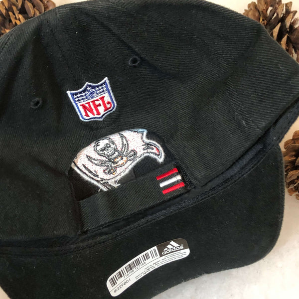 Deadstock NWOT NFL Tampa Bay Buccaneers Adidas Strapback Hat