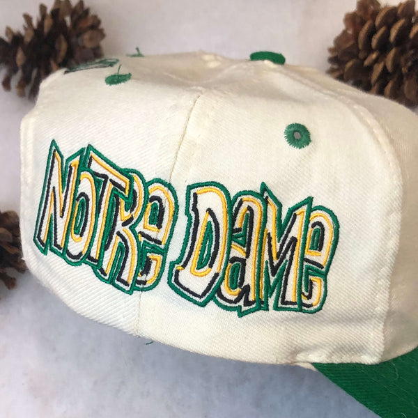 Vintage NCAA Notre Dame Fighting Irish Top of the World Graffiti Wool Snapback Hat