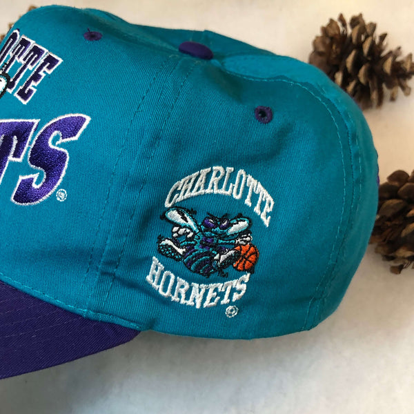 Vintage NBA Charlotte Hornets The G Cap Smile Twill Snapback Hat