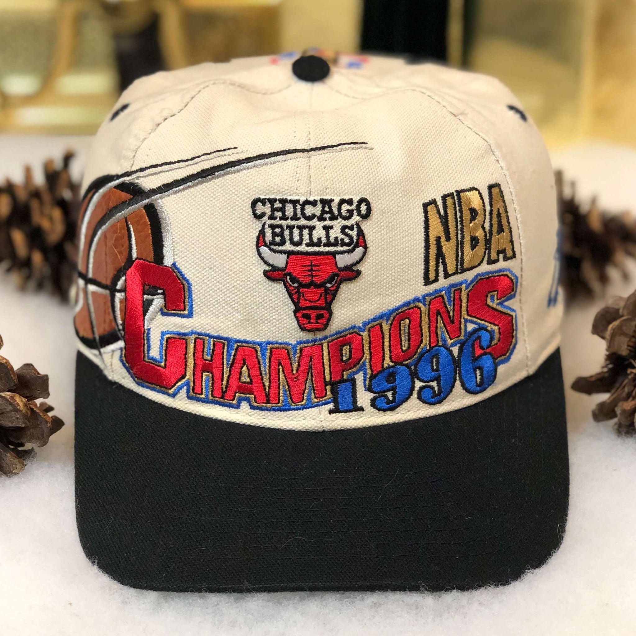 Vintage 1996 NBA Champions Chicago Bulls Logo Athletic Snapback Hat