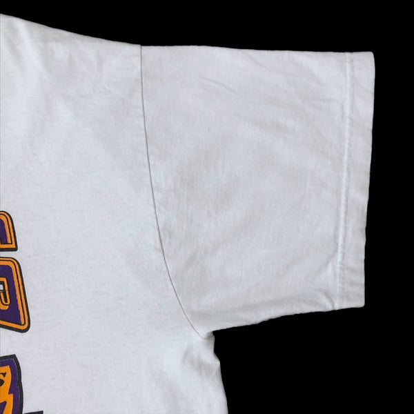 Vintage NBA Los Angeles Lakers 2002 Champions Shaquille O'Neal Coin Bootleg T-Shirt (XL)