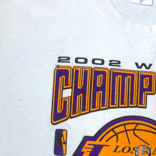 Vintage NBA Los Angeles Lakers 2002 Champions Shaquille O'Neal Coin Bootleg T-Shirt (XL)