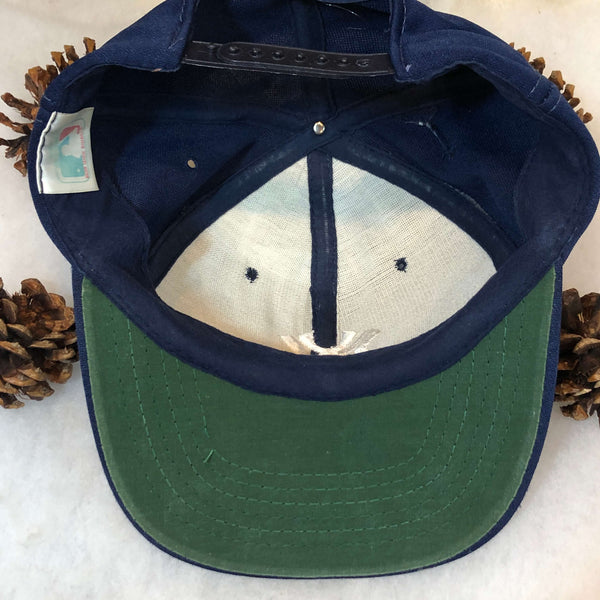 Vintage MLB New York Yankees Universal Snapback Hat