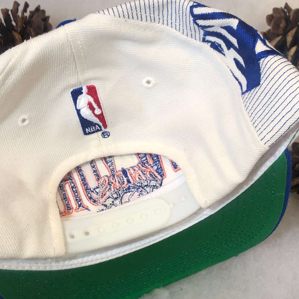 Vintage NBA New York Knicks Sports Specialties Laser Wool Snapback Hat