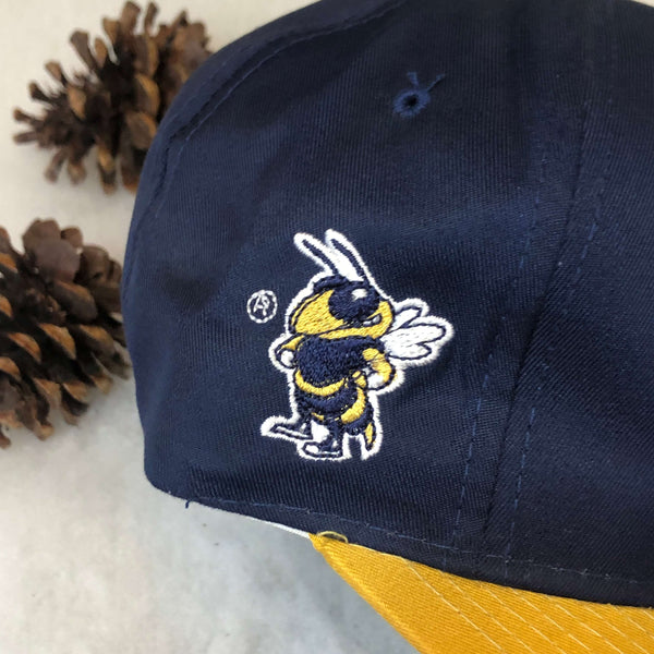 Vintage NCAA Georgia Tech Yellow Jackets Sports Specialties Script Twill Snapback Hat *BROKEN SNAPS*