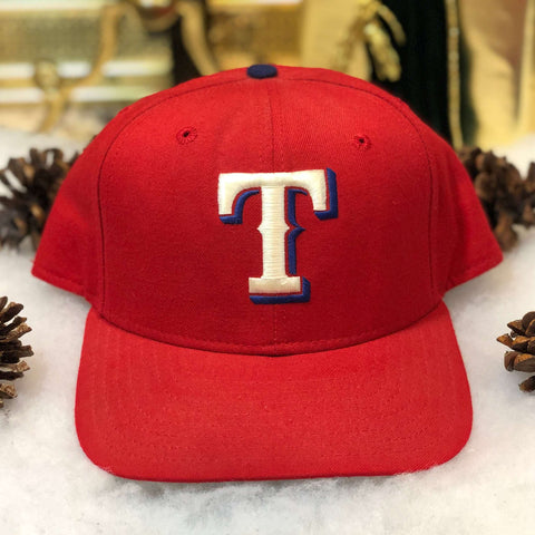 Vintage MLB Texas Rangers New Era Wool Snapback Hat