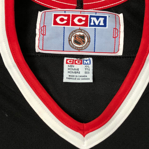 Vintage NHL Chicago Blackhawks Chris Chelios CCM Jersey (XXL)